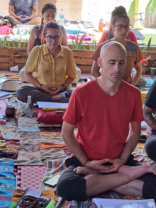 Participa de Nuestras Prácticas de Meditación